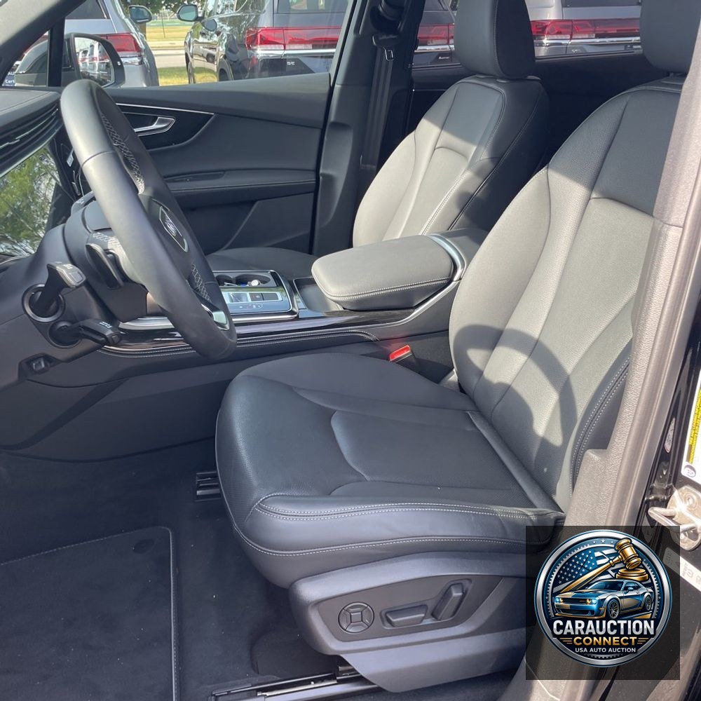 2025 Audi Q7 Premium Plus 55