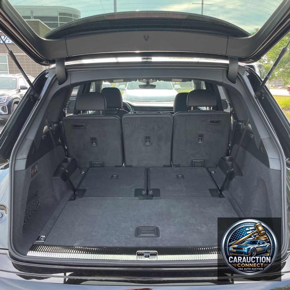 2025 Audi Q7 Premium Plus 55