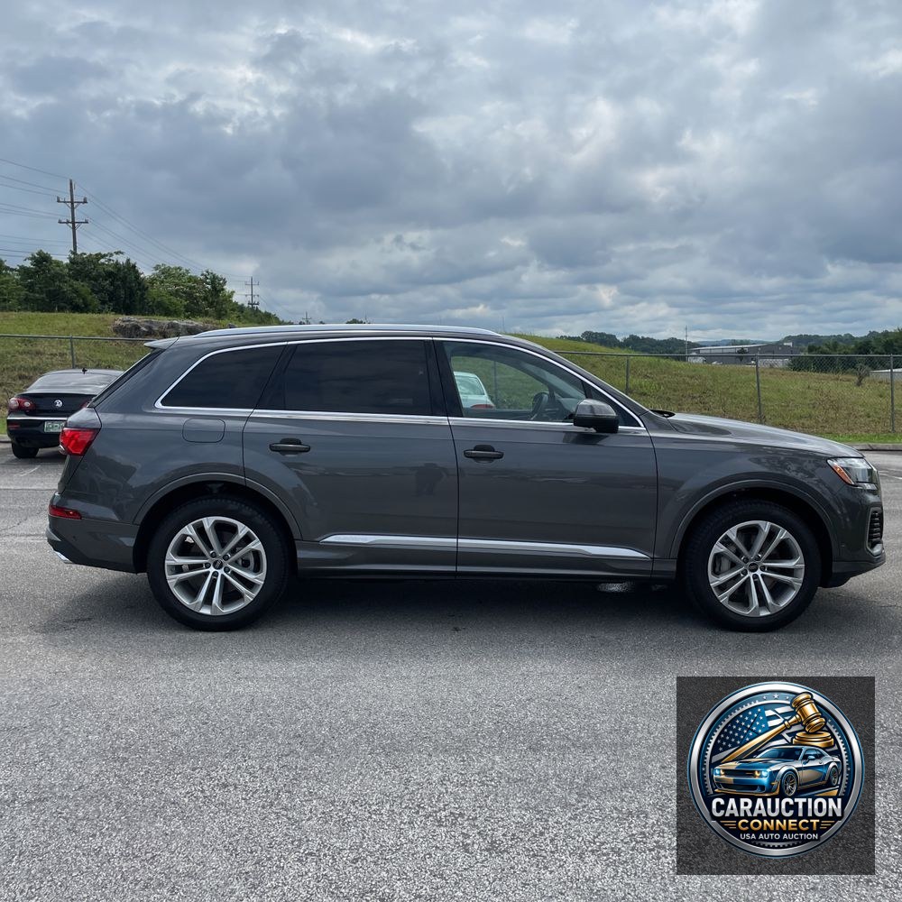 2025 Audi Q7 Premium Plus 55