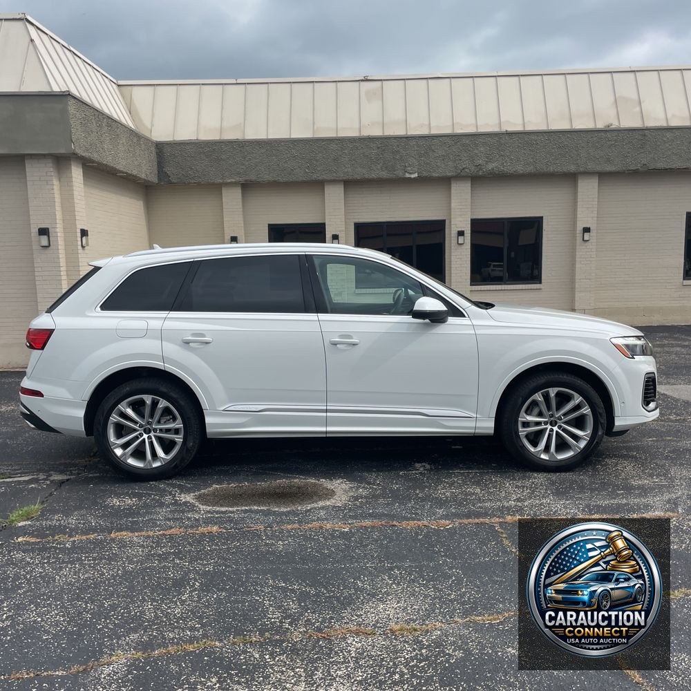 2025 Audi Q7 Premium Plus 55