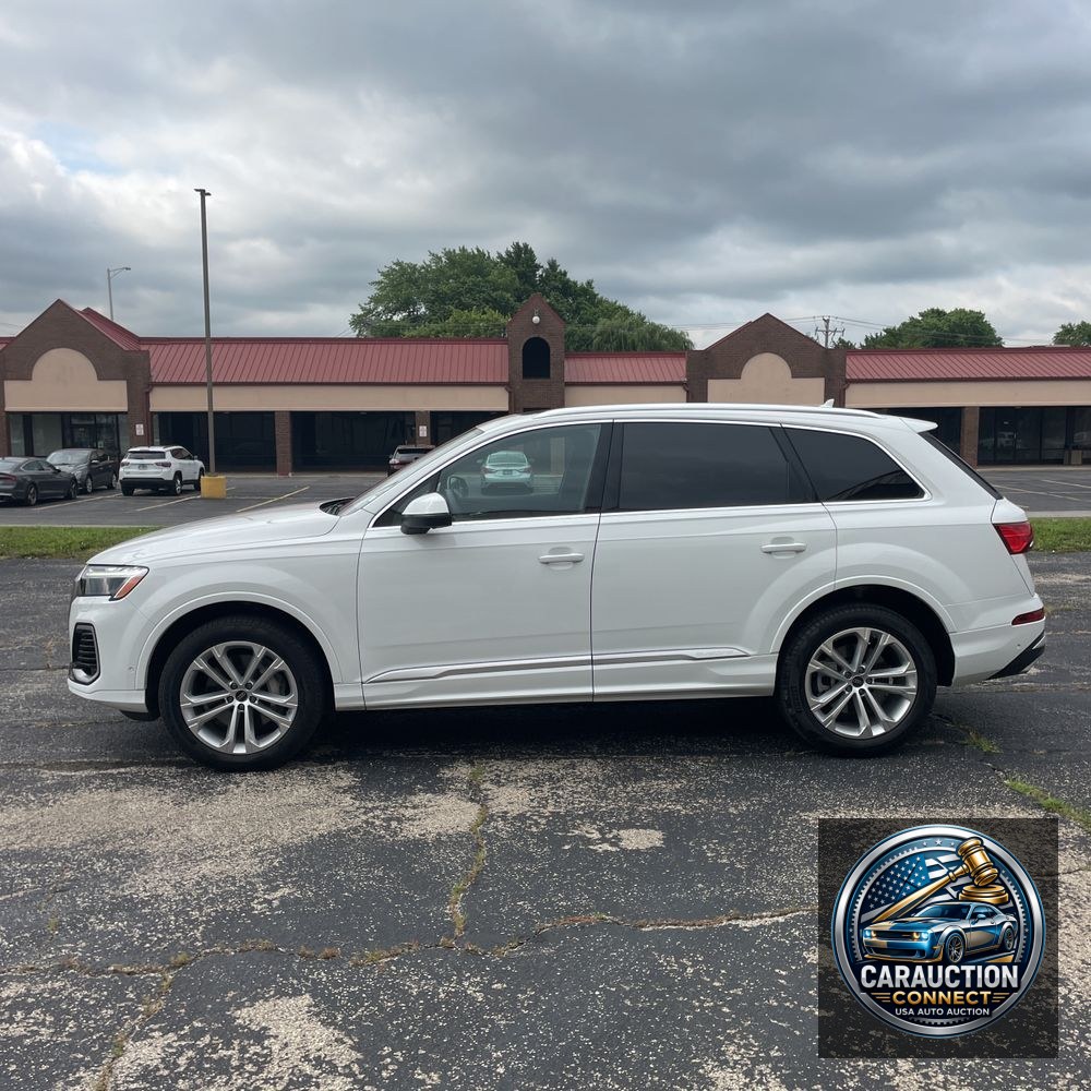 2025 Audi Q7 Premium Plus 55