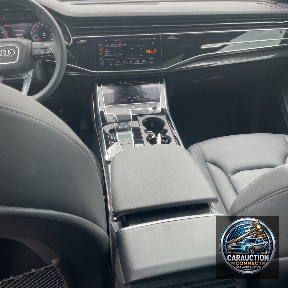2025 Audi Q7 Premium Plus 55
