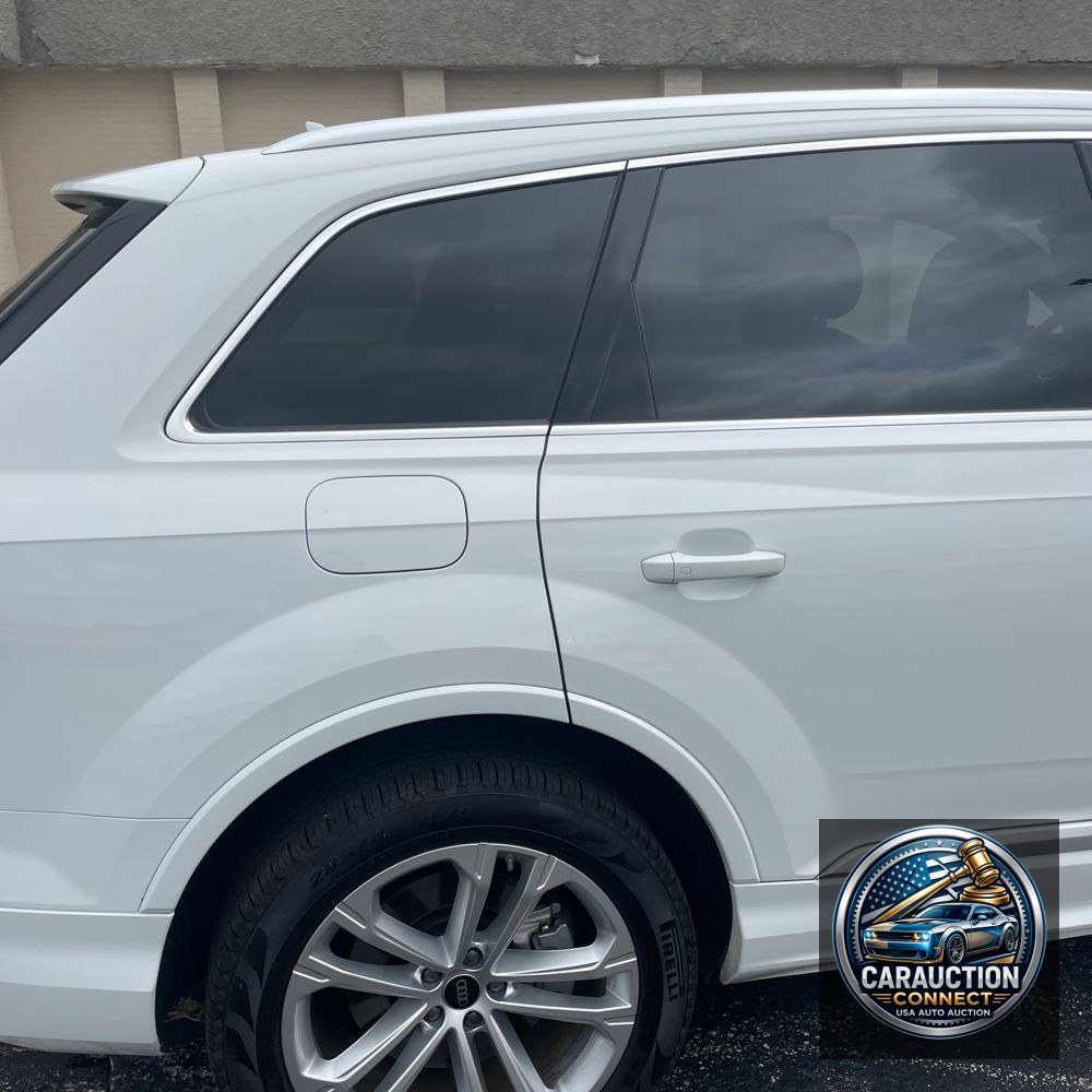 2025 Audi Q7 Premium Plus 55