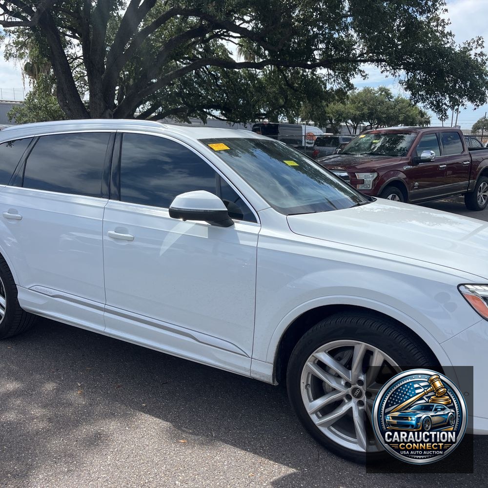 2025 Audi Q7 Premium Plus 55