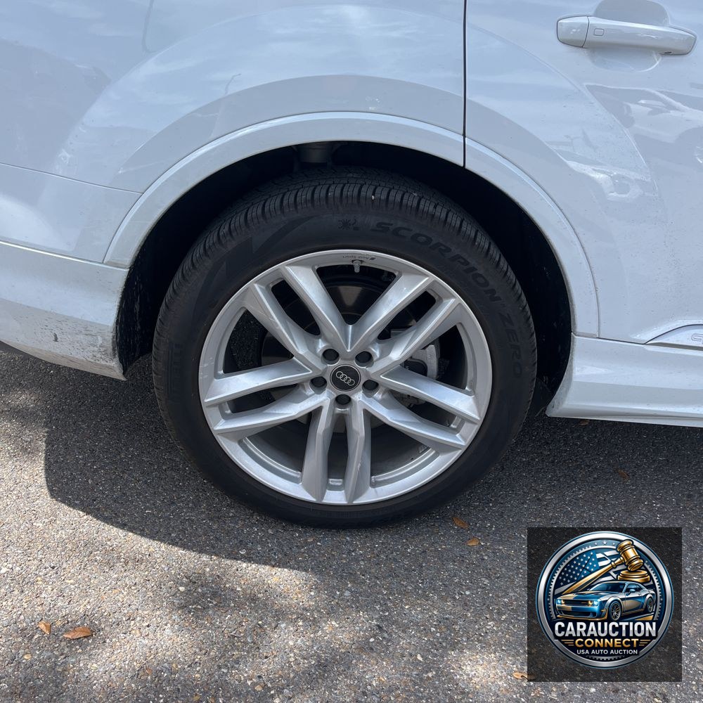 2025 Audi Q7 Premium Plus 55