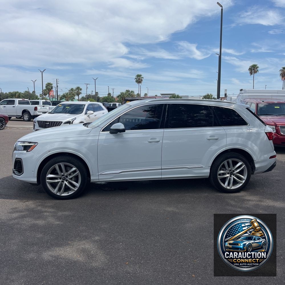 2025 Audi Q7 Premium Plus 55