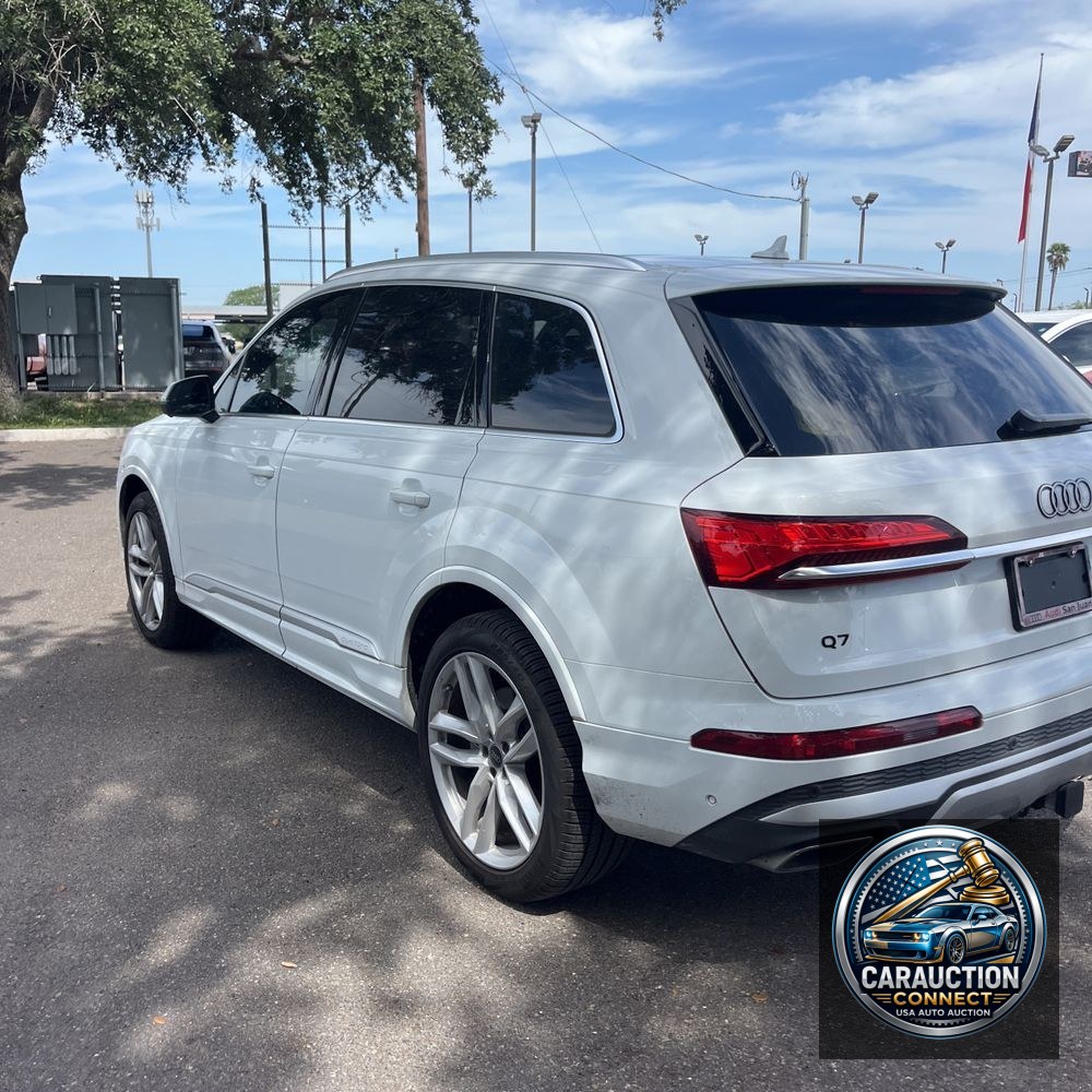 2025 Audi Q7 Premium Plus 55