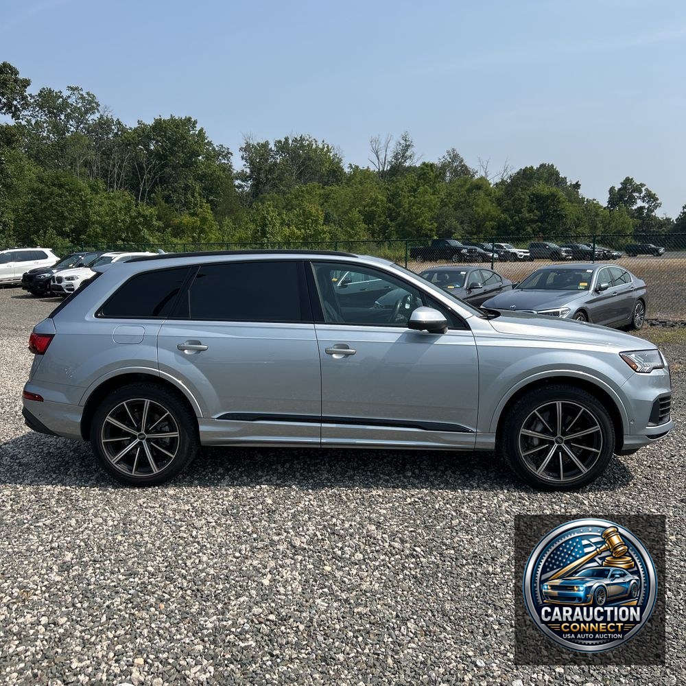 2023 Audi Q7 Premium Plus 55 TFSI