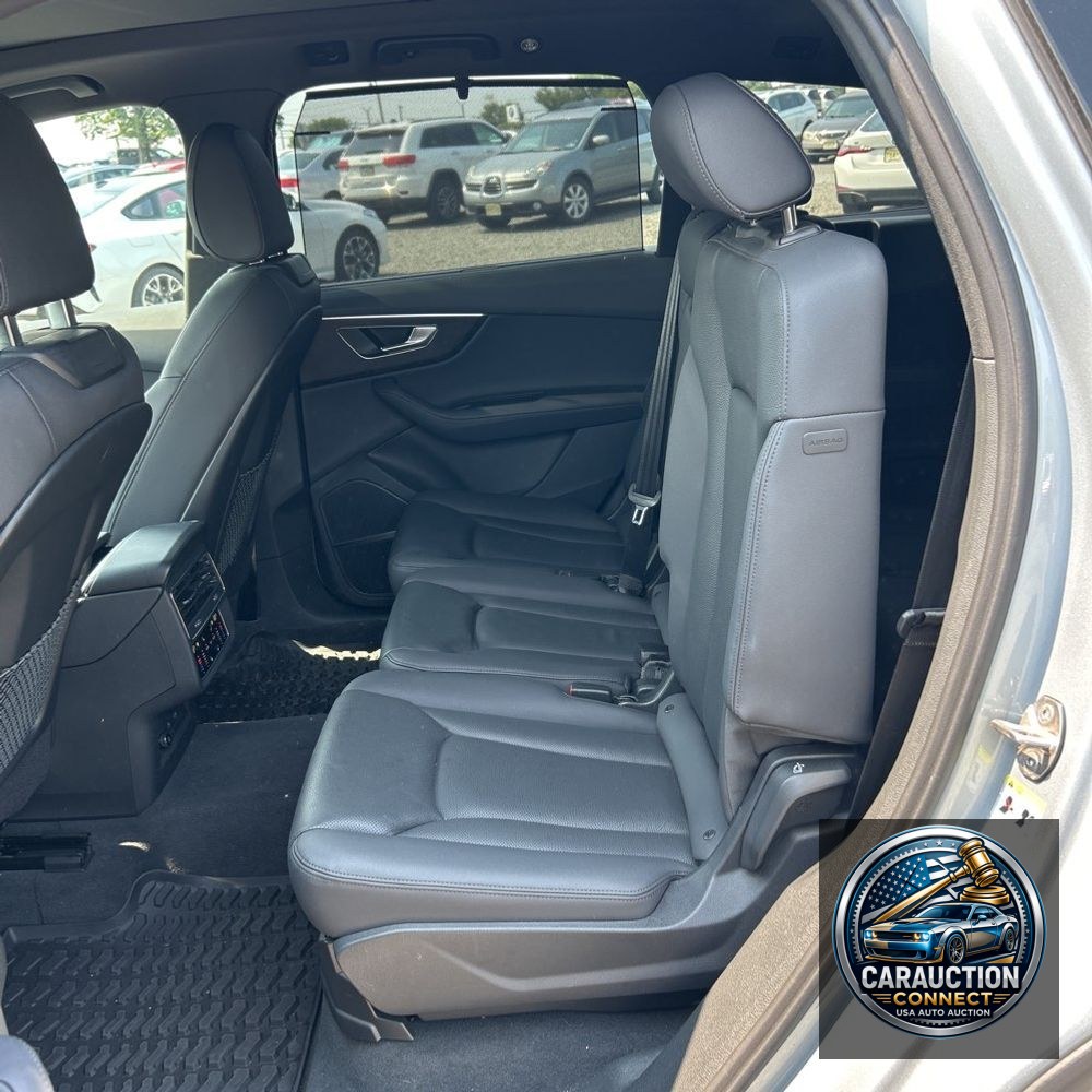 2023 Audi Q7 Premium Plus 55 TFSI