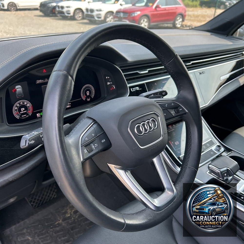2023 Audi Q7 Premium Plus 55 TFSI
