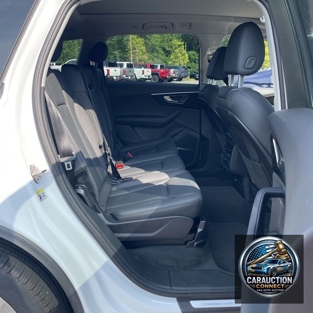 2024 Audi Q7 Premium Plus 55