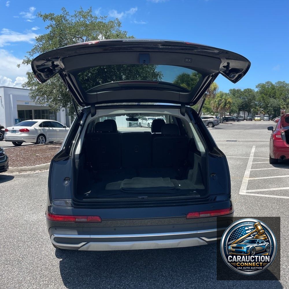 2024 Audi Q7 Premium Plus 55
