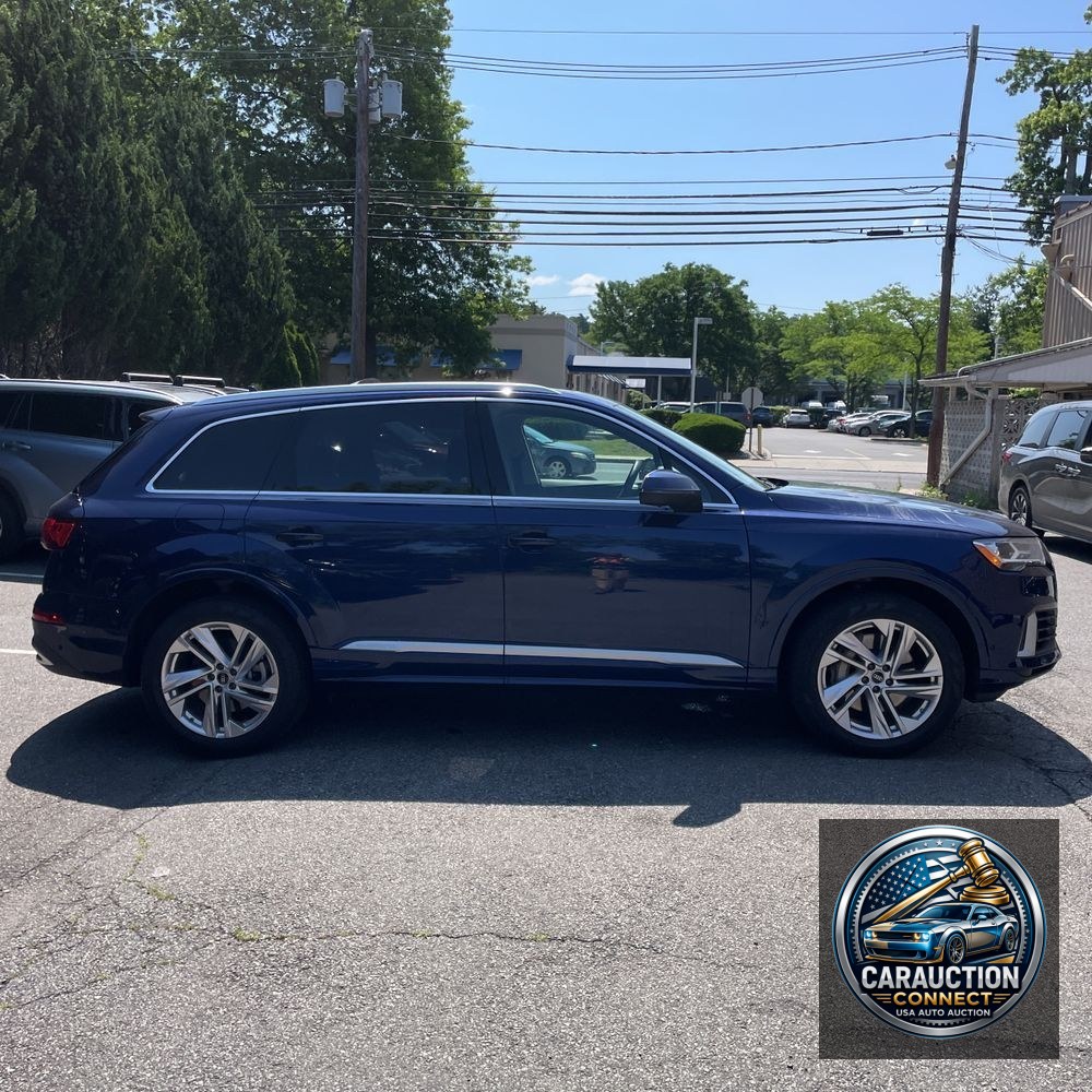 2023 Audi Q7 Premium Plus 55 TFSI