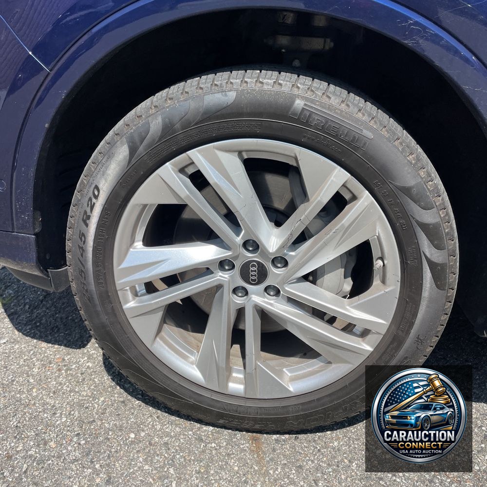 2023 Audi Q7 Premium Plus 55 TFSI