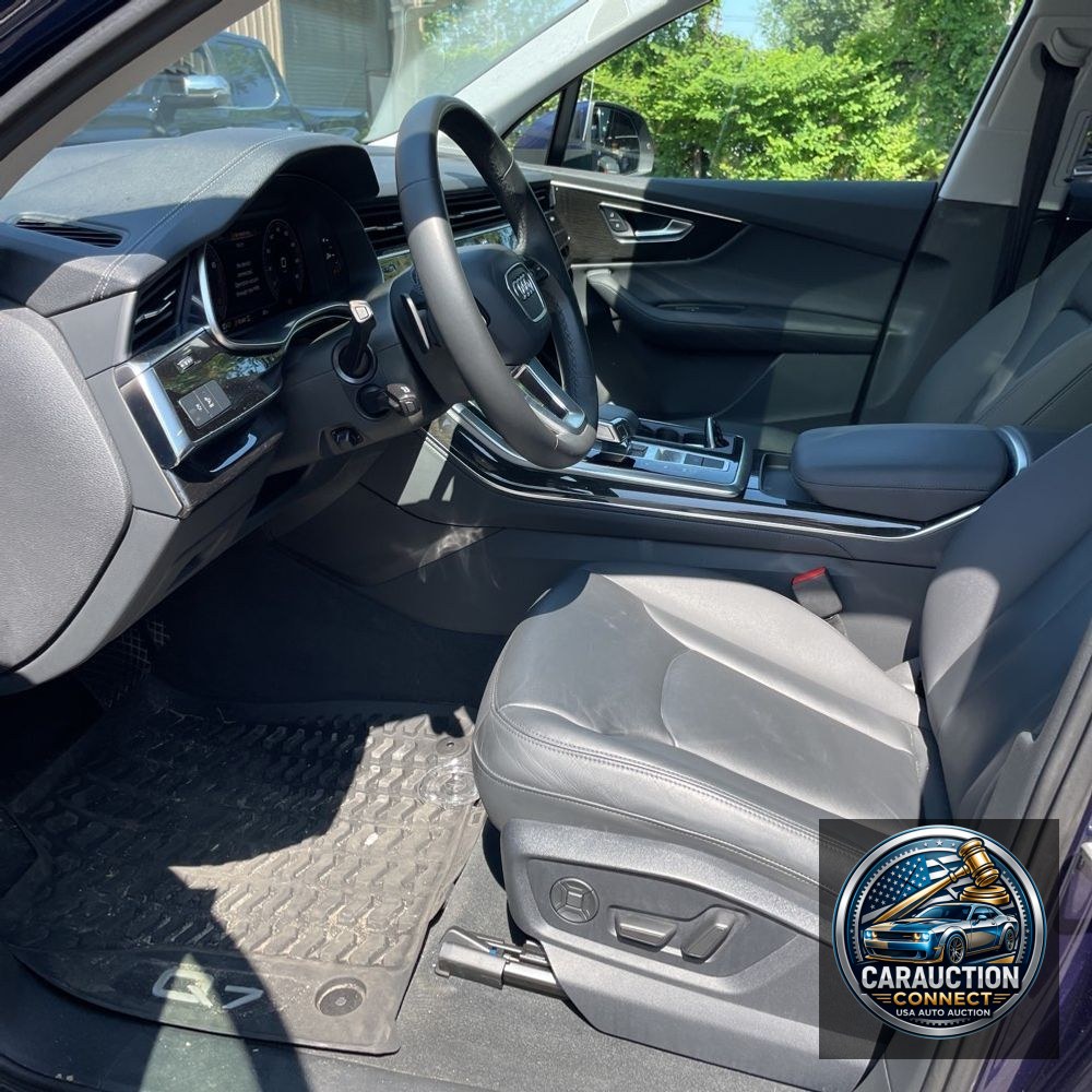 2023 Audi Q7 Premium Plus 55 TFSI