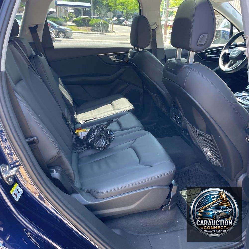 2023 Audi Q7 Premium Plus 55 TFSI