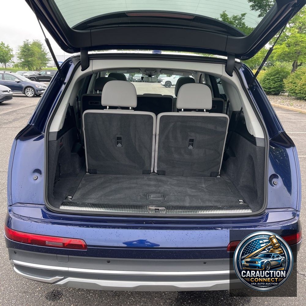 2024 Audi Q7 Premium Plus 55