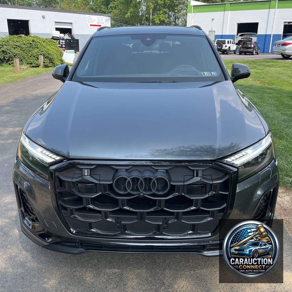 2025 Audi SQ7 Prestige