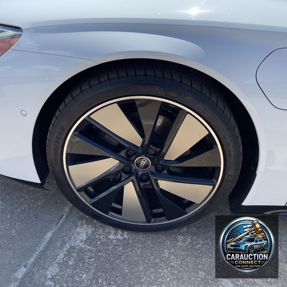 2024 Audi e-tron GT Prestige