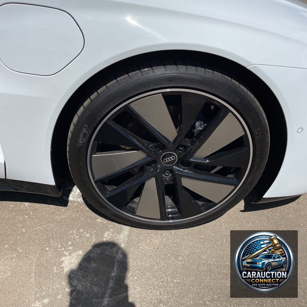 2024 Audi e-tron GT Prestige