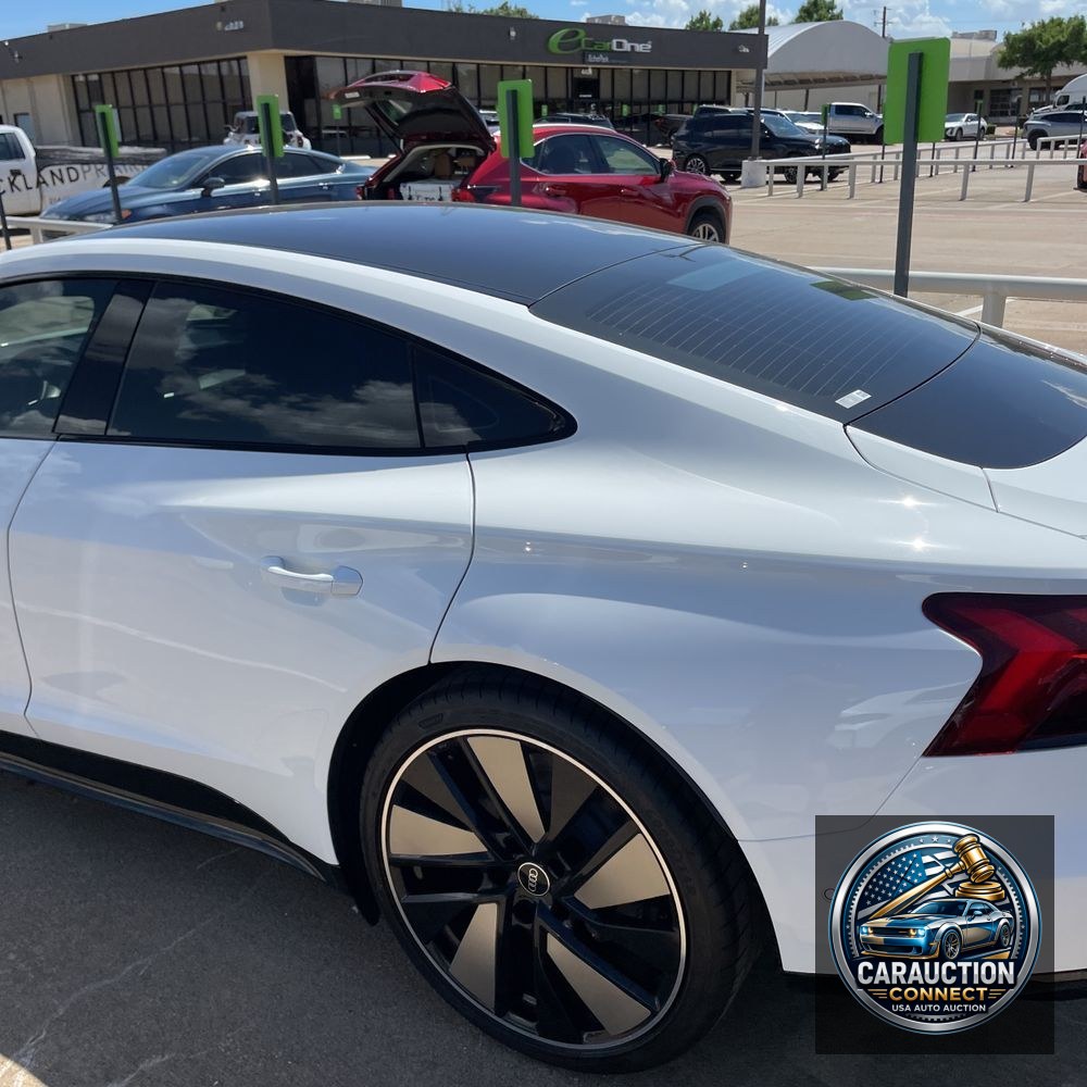 2024 Audi e-tron GT Prestige