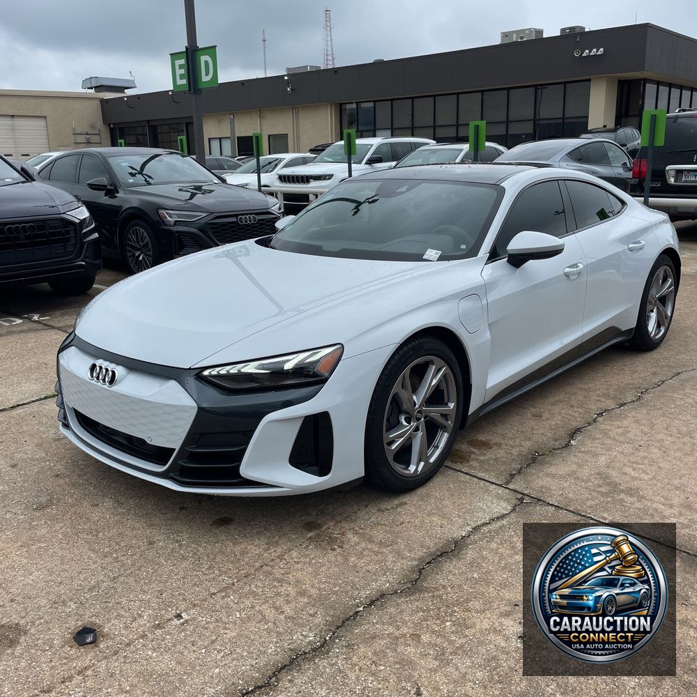 2024 Audi e-tron GT Premium Plus