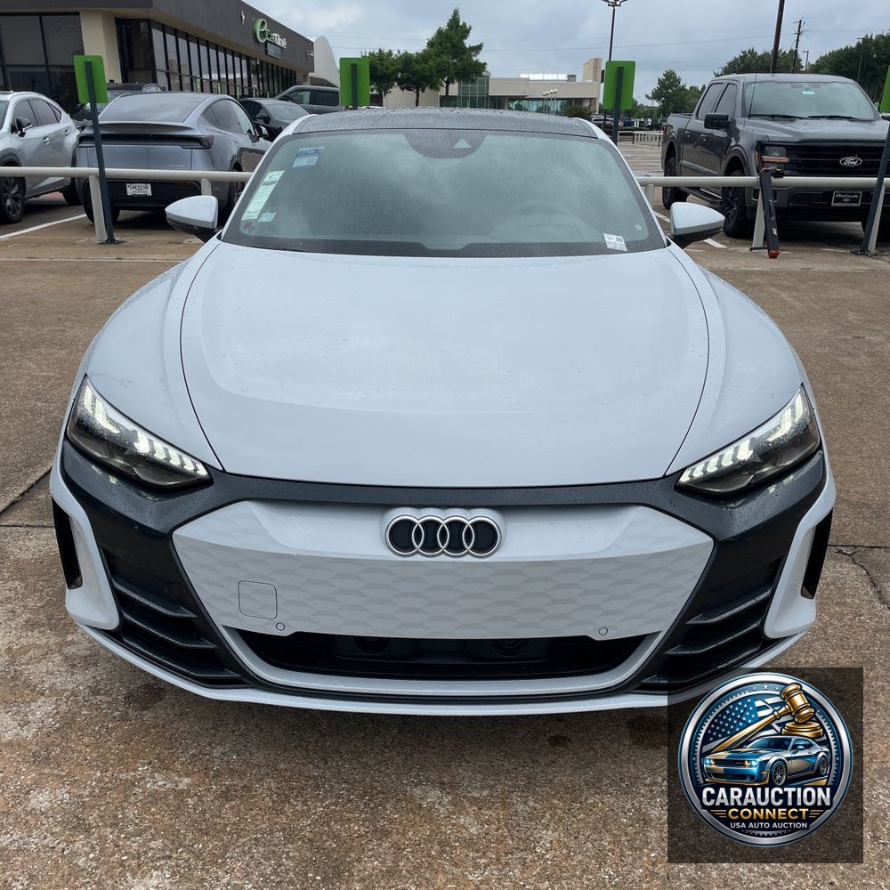 2024 Audi e-tron GT Premium Plus