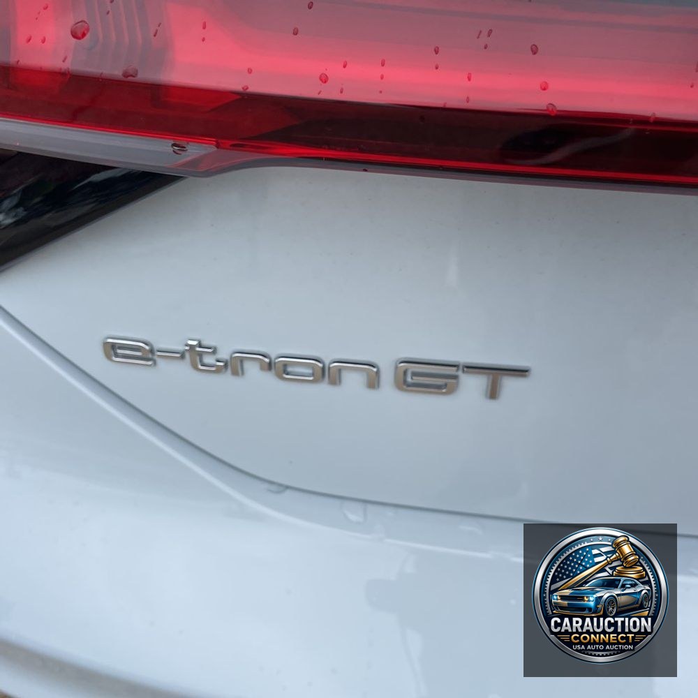2024 Audi e-tron GT Premium Plus