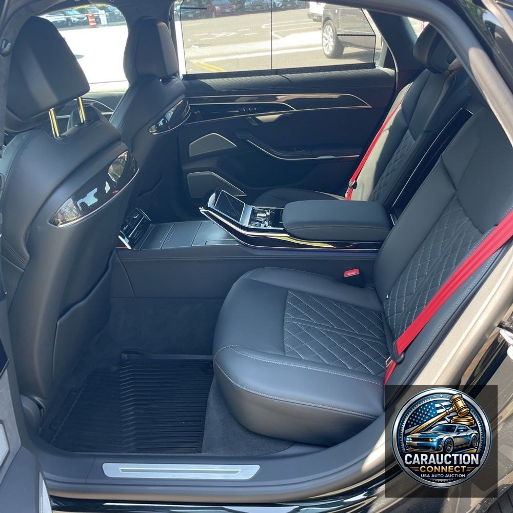 2024 Audi S8 Base