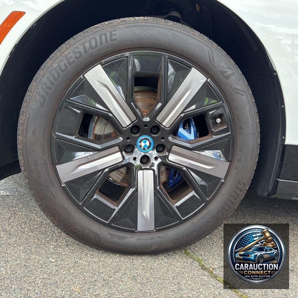 2025 BMW iX xDrive50
