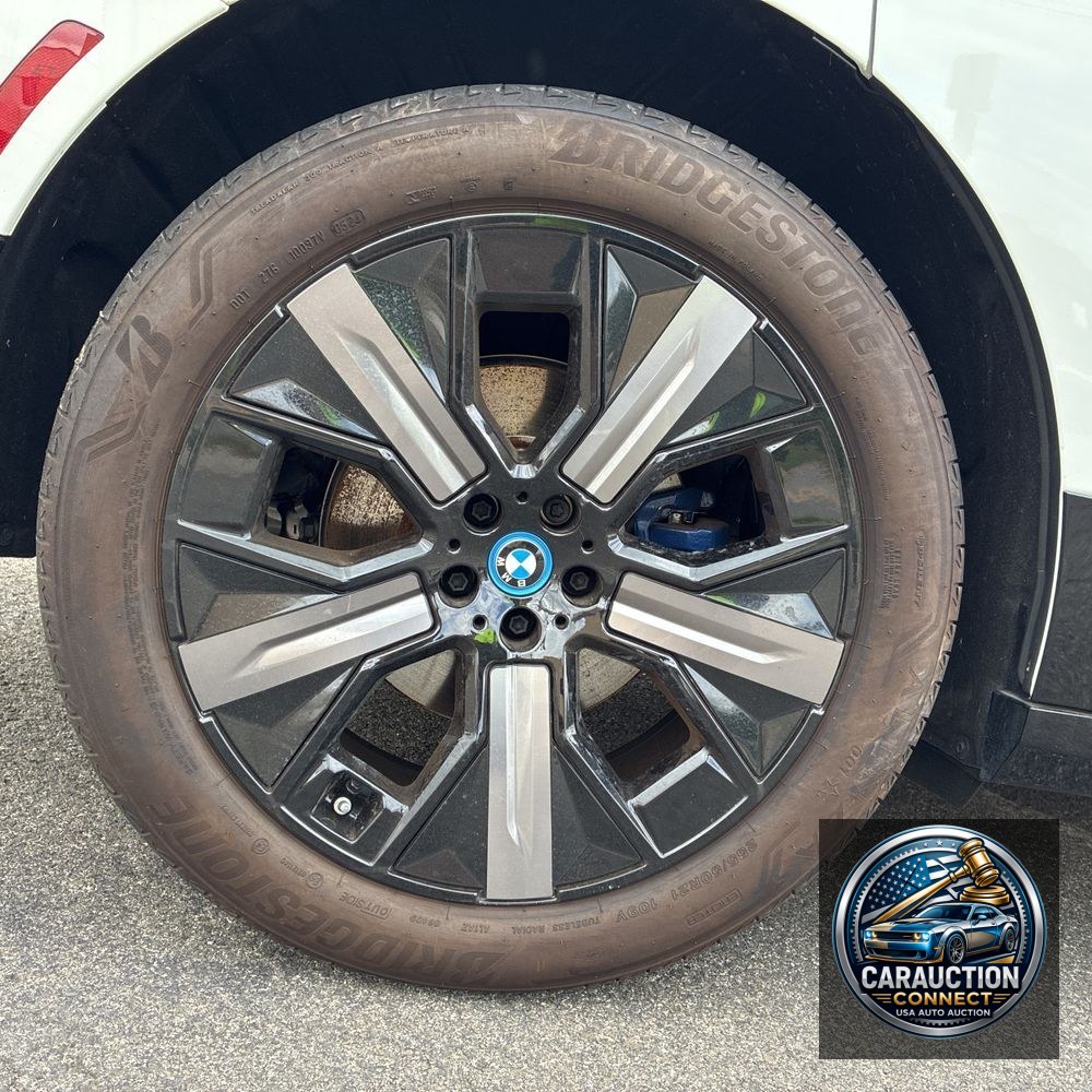 2025 BMW iX xDrive50
