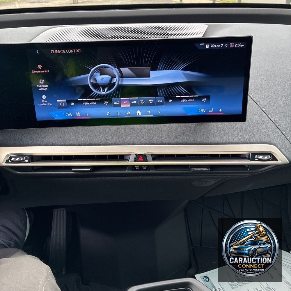 2025 BMW iX xDrive50