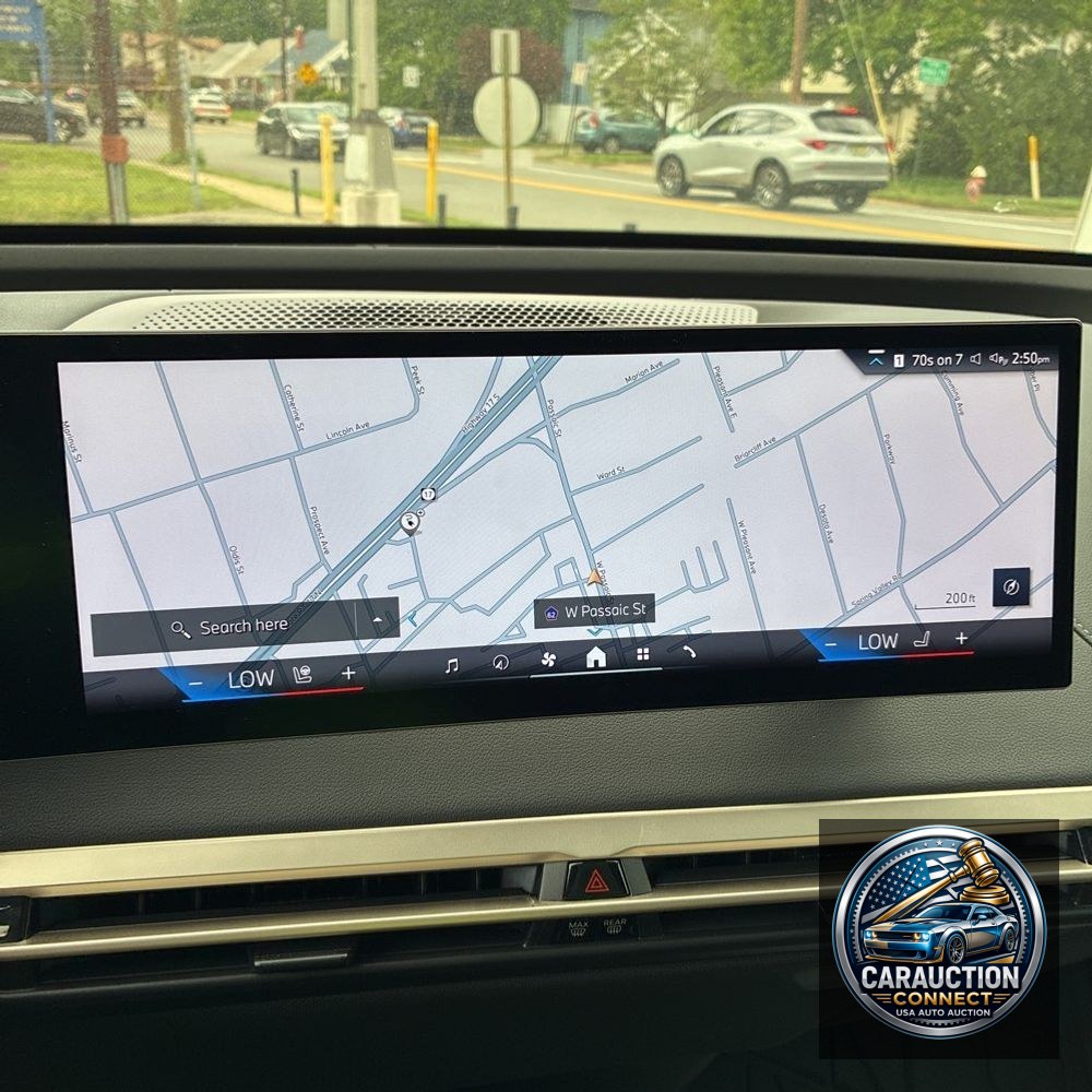 2025 BMW iX xDrive50
