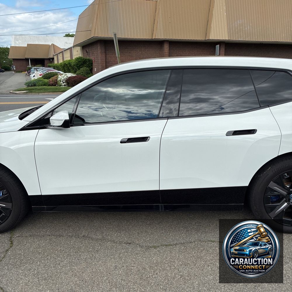 2025 BMW iX xDrive50