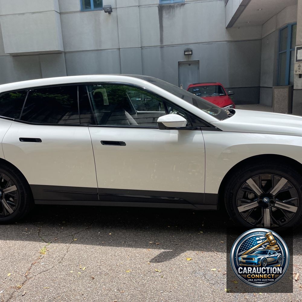 2025 BMW iX xDrive50