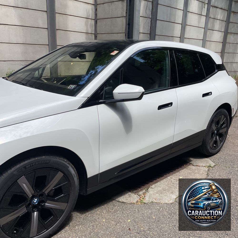 2025 BMW iX xDrive50