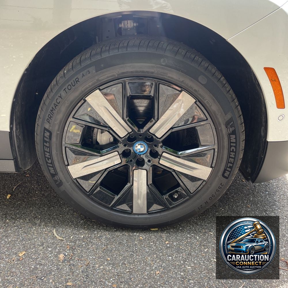 2025 BMW iX xDrive50