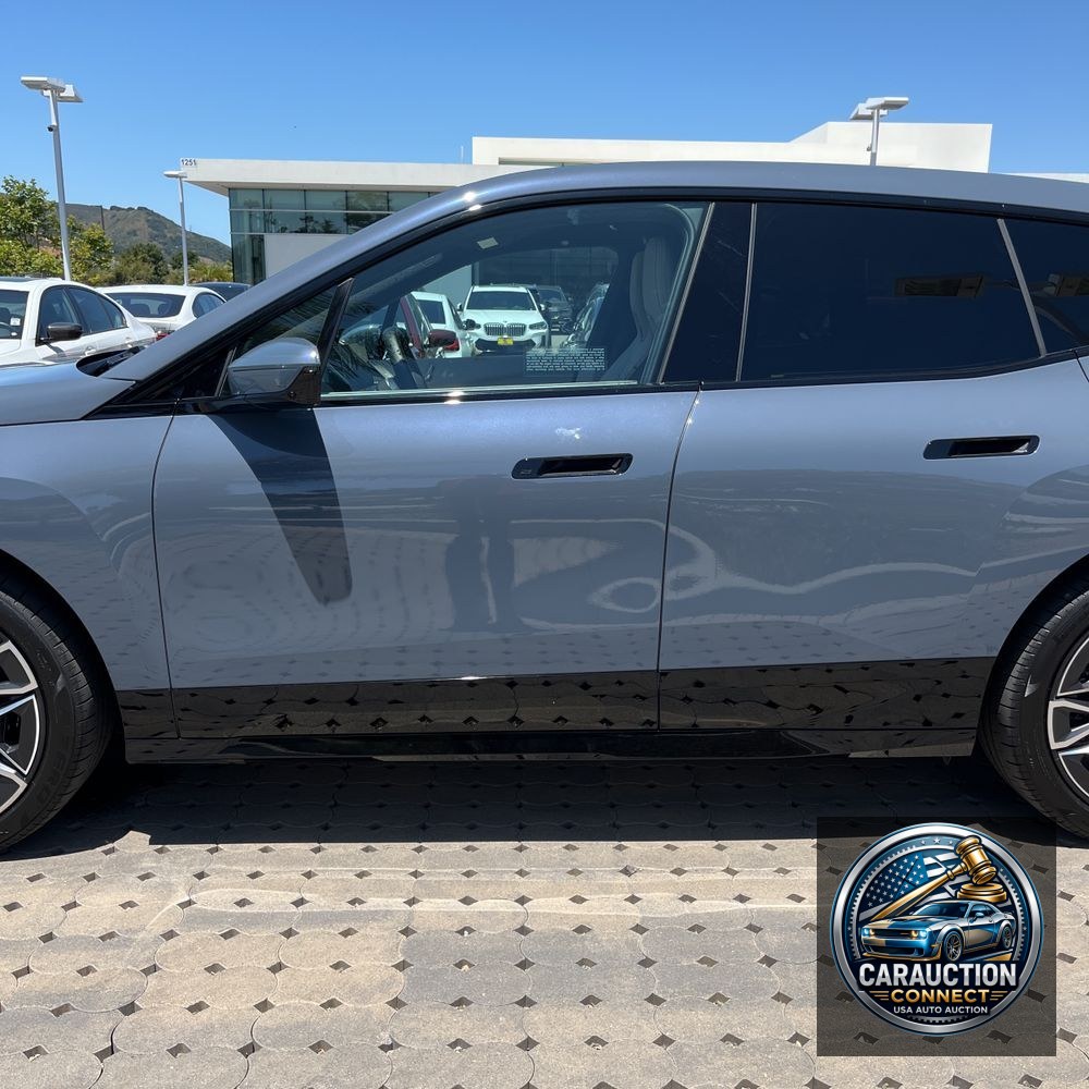 2025 BMW iX xDrive50