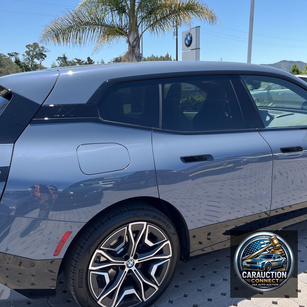 2025 BMW iX xDrive50