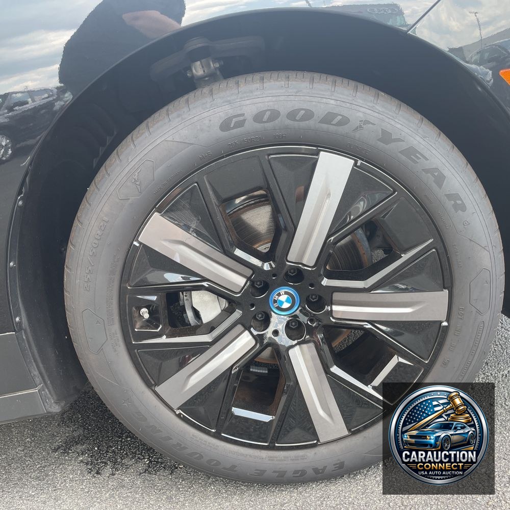 2025 BMW iX xDrive50