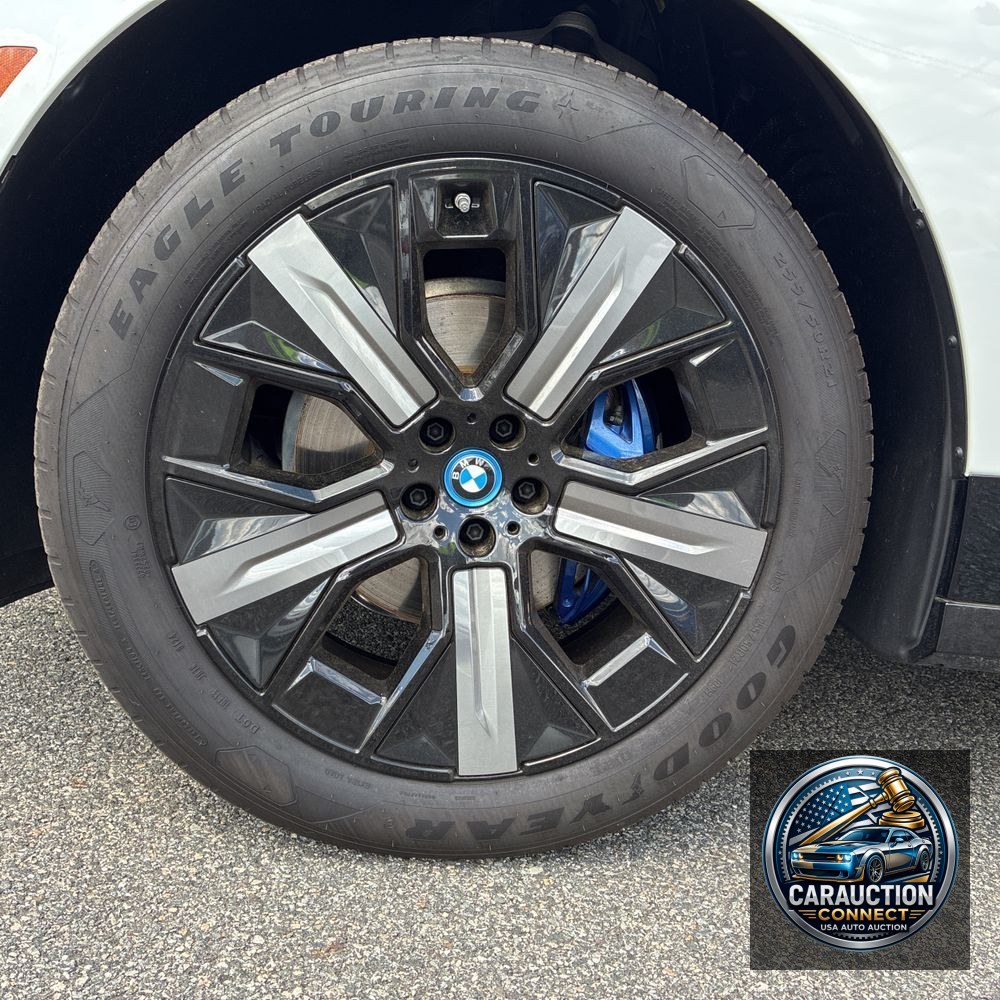 2025 BMW iX xDrive50