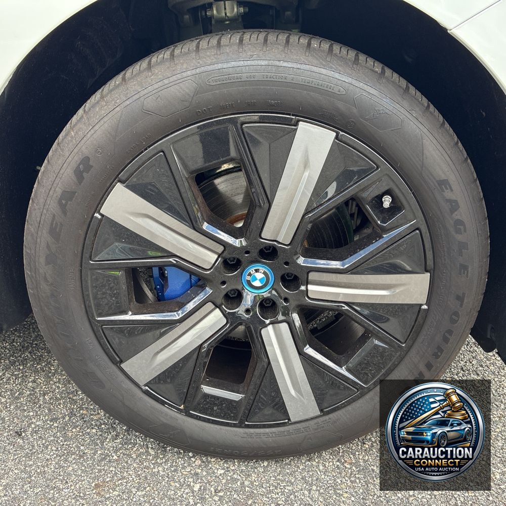 2025 BMW iX xDrive50