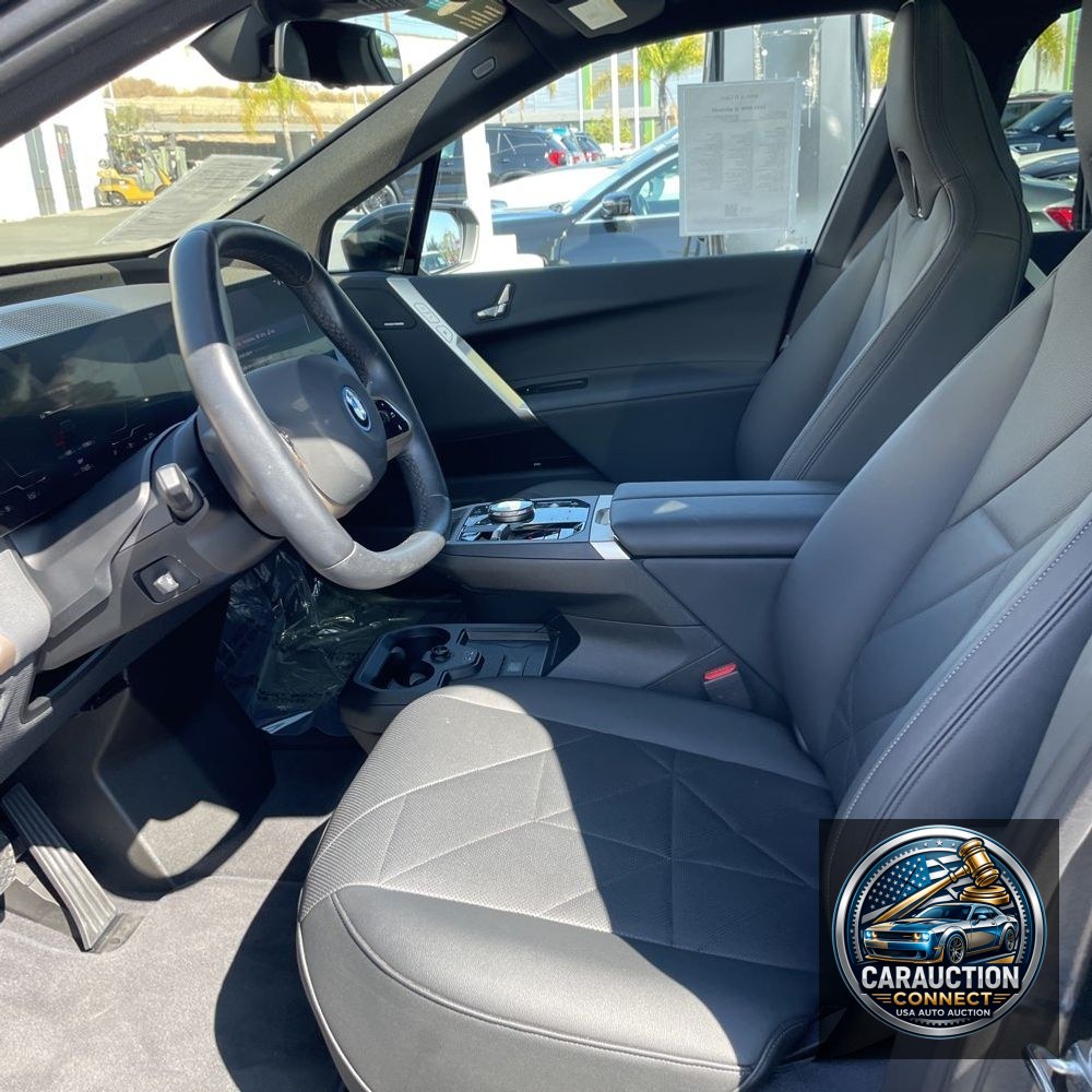 2025 BMW iX xDrive50