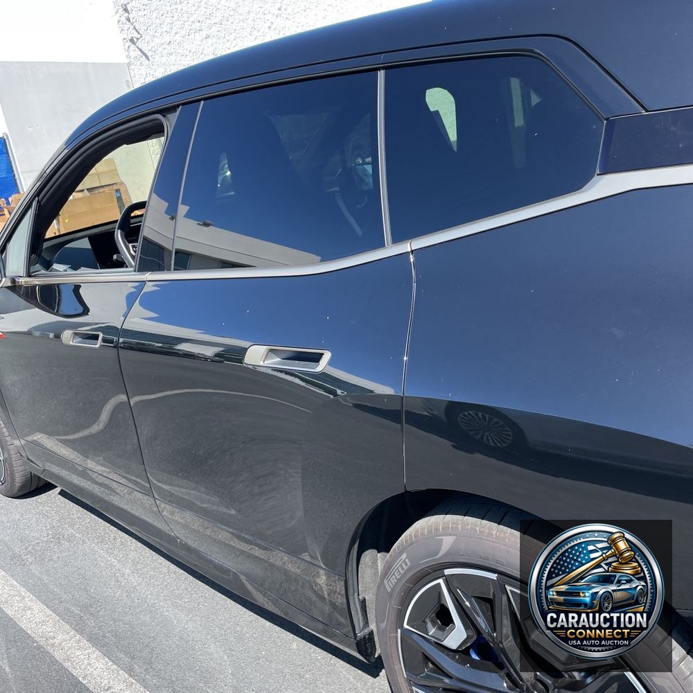2025 BMW iX xDrive50