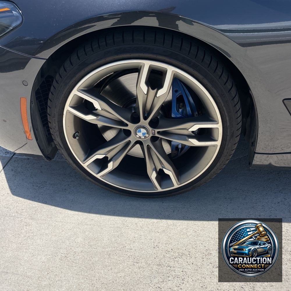 2022 BMW 5-Series M550xi
