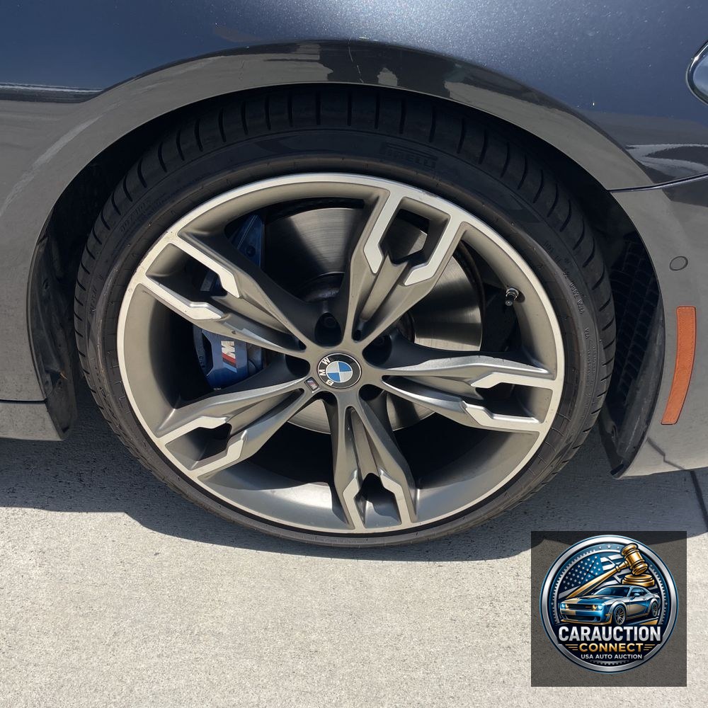 2022 BMW 5-Series M550xi