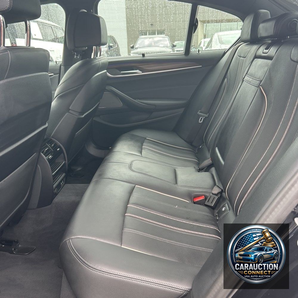 2023 BMW 5-Series M550xi