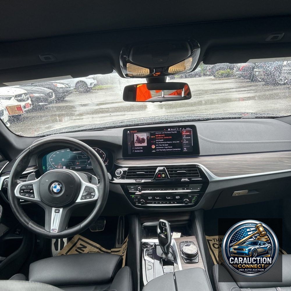 2023 BMW 5-Series M550xi