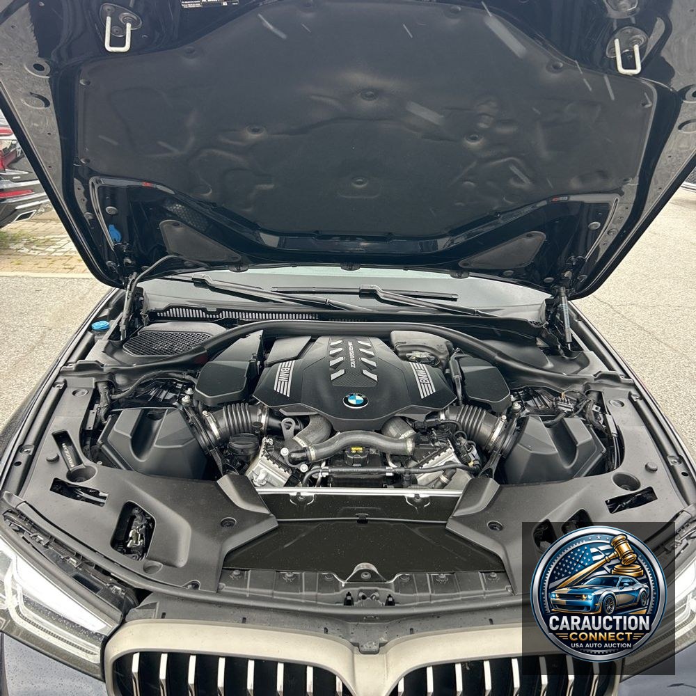 2023 BMW 5-Series M550xi