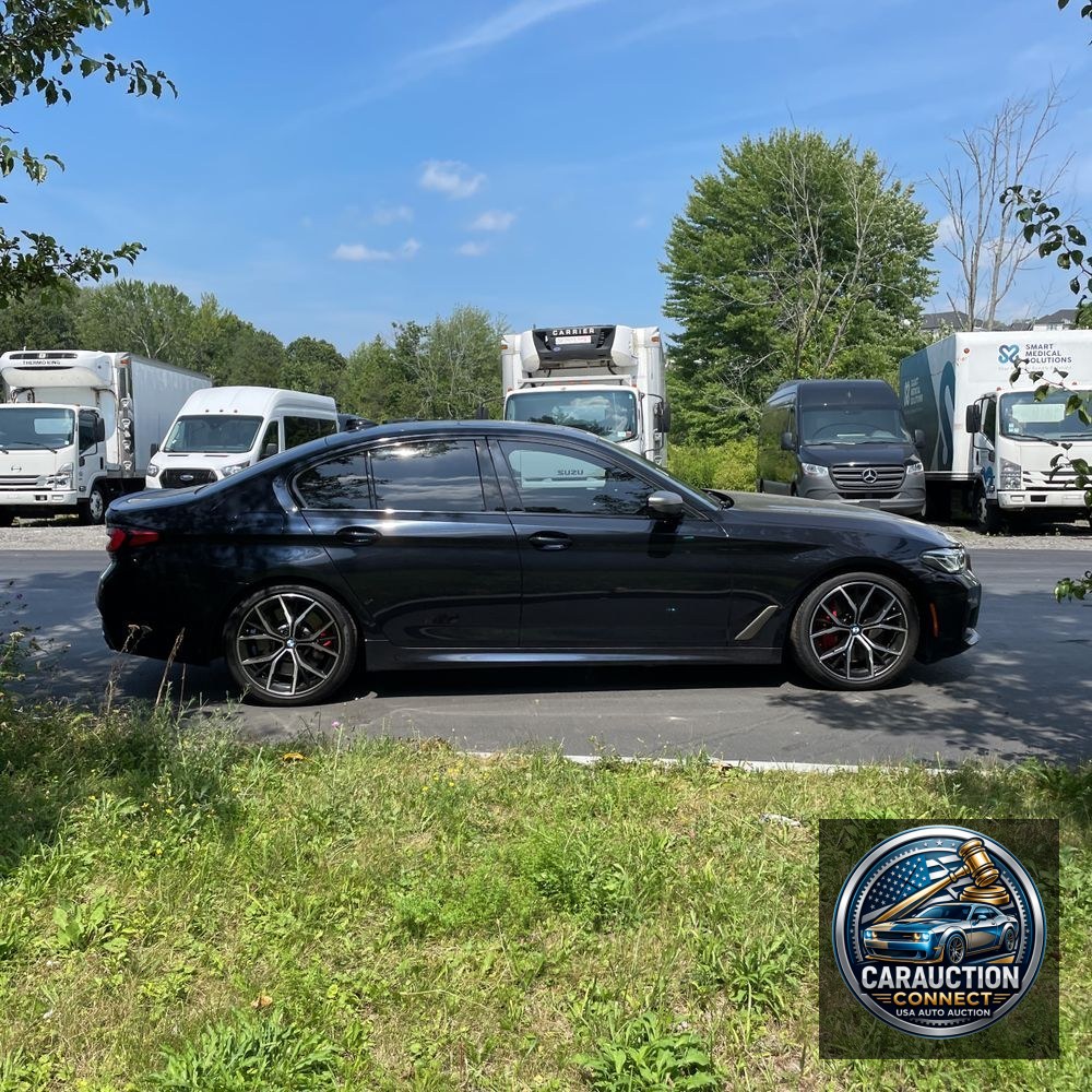 2021 BMW 5-Series M550xi